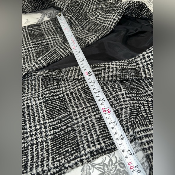 H&M tweed style blazer size 4 - Picture 6 of 7